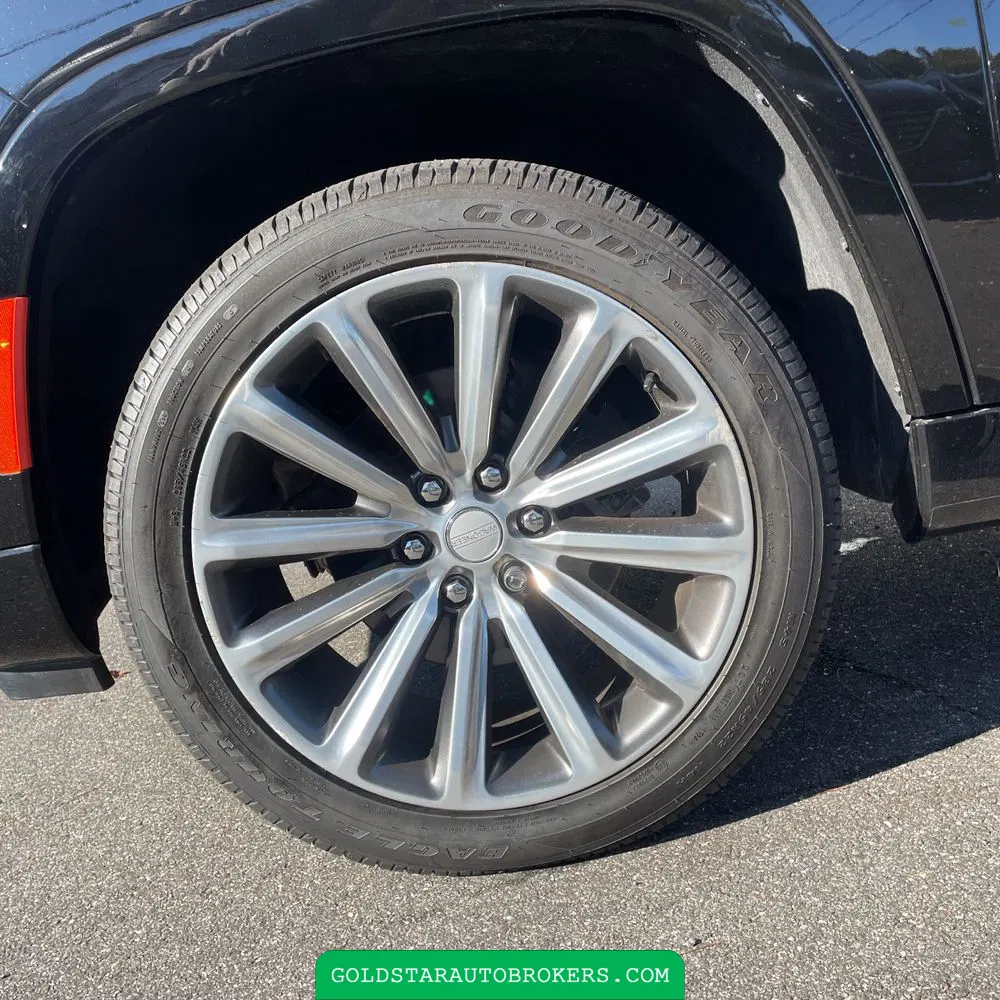 2022 Jeep Grand Wagoneer Series II