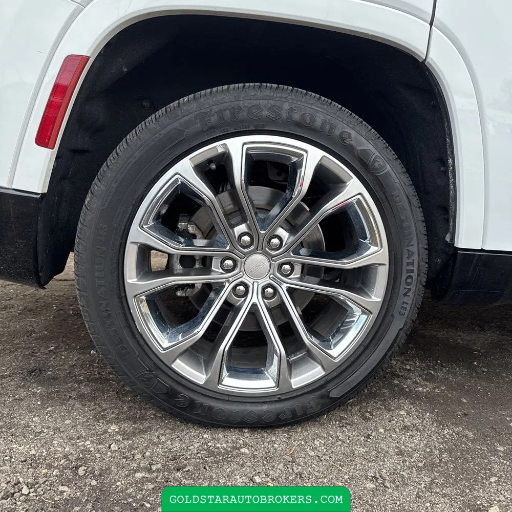 2023 Jeep Grand Wagoneer Series II