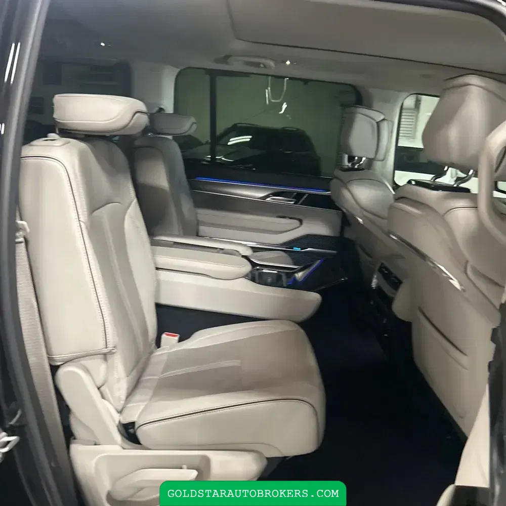 2023 Jeep Grand Wagoneer Series II