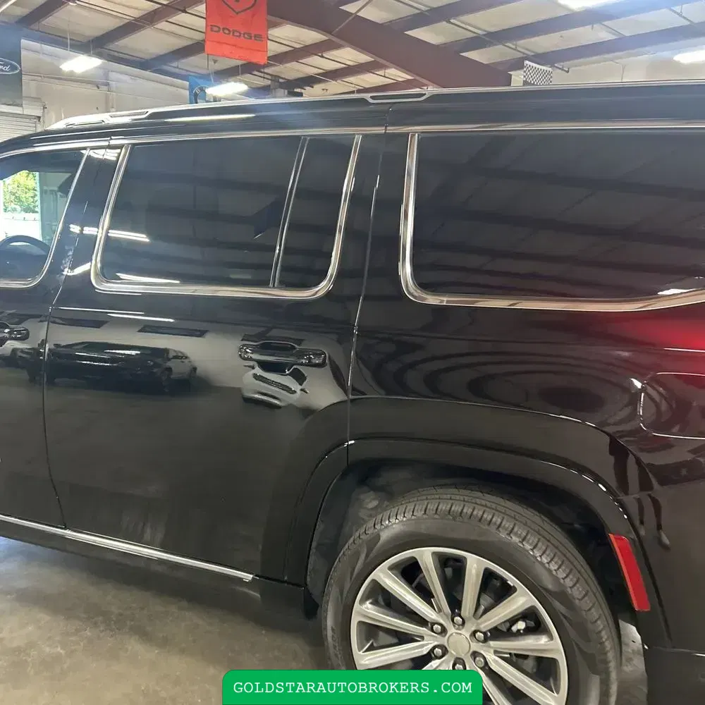 2023 Jeep Grand Wagoneer Series II