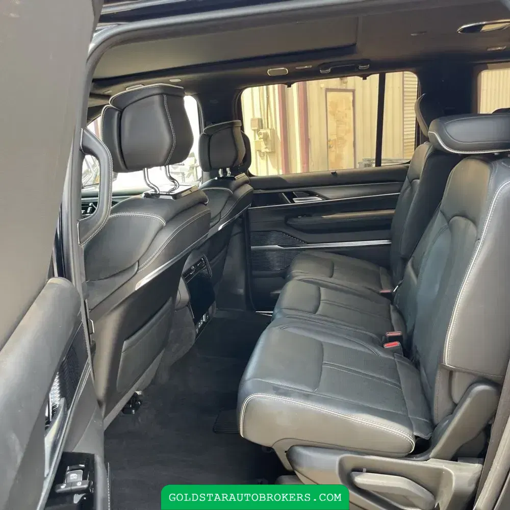 2023 Jeep Grand Wagoneer Obsidian