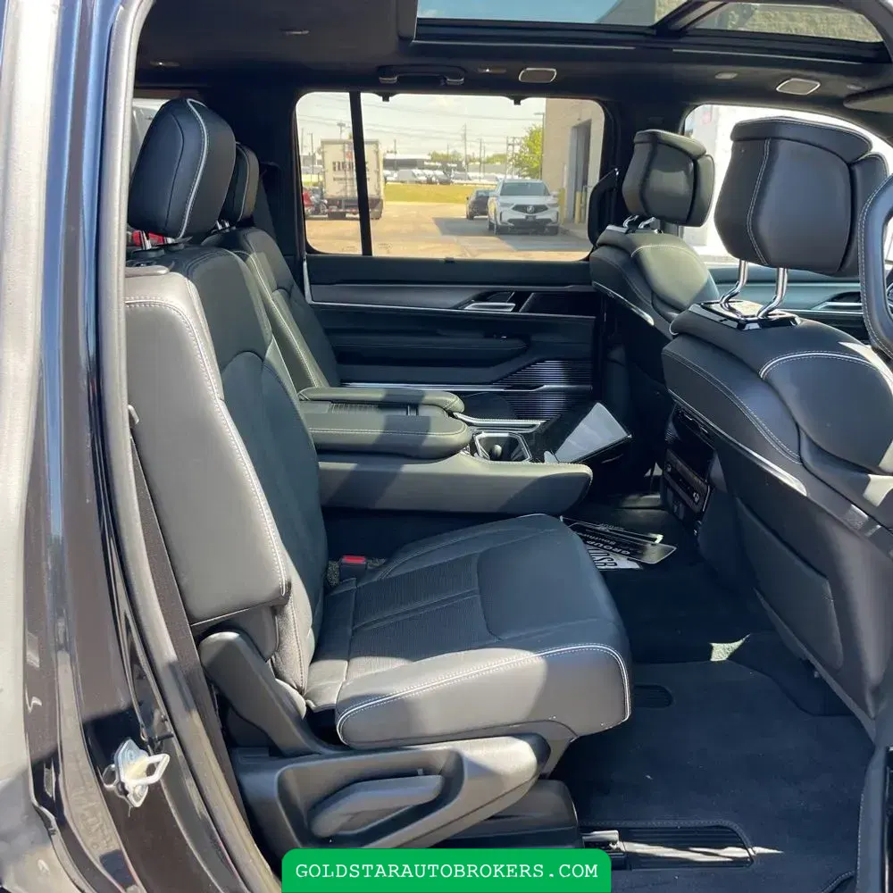 2023 Jeep Grand Wagoneer Obsidian