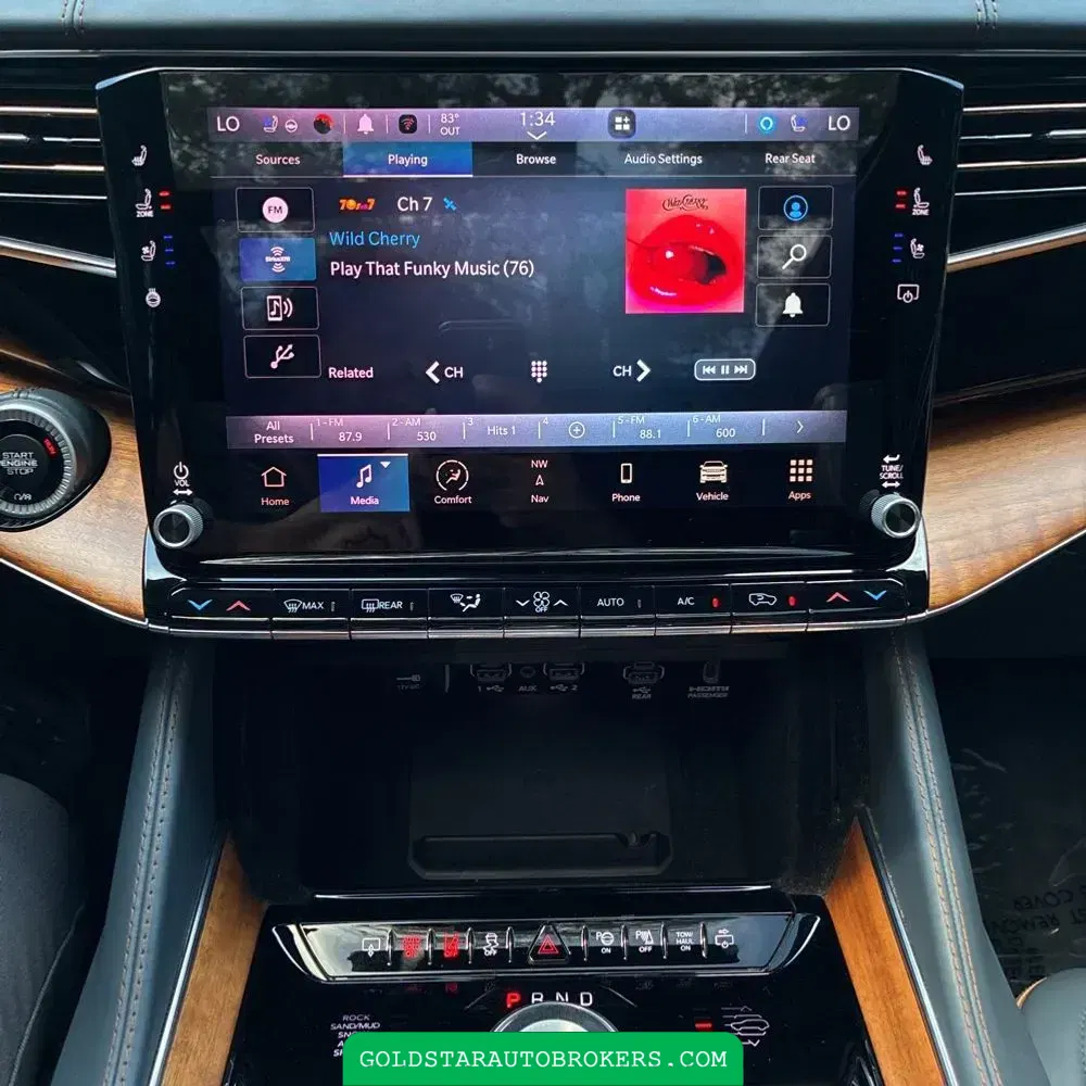 2022 Jeep Grand Wagoneer Series III