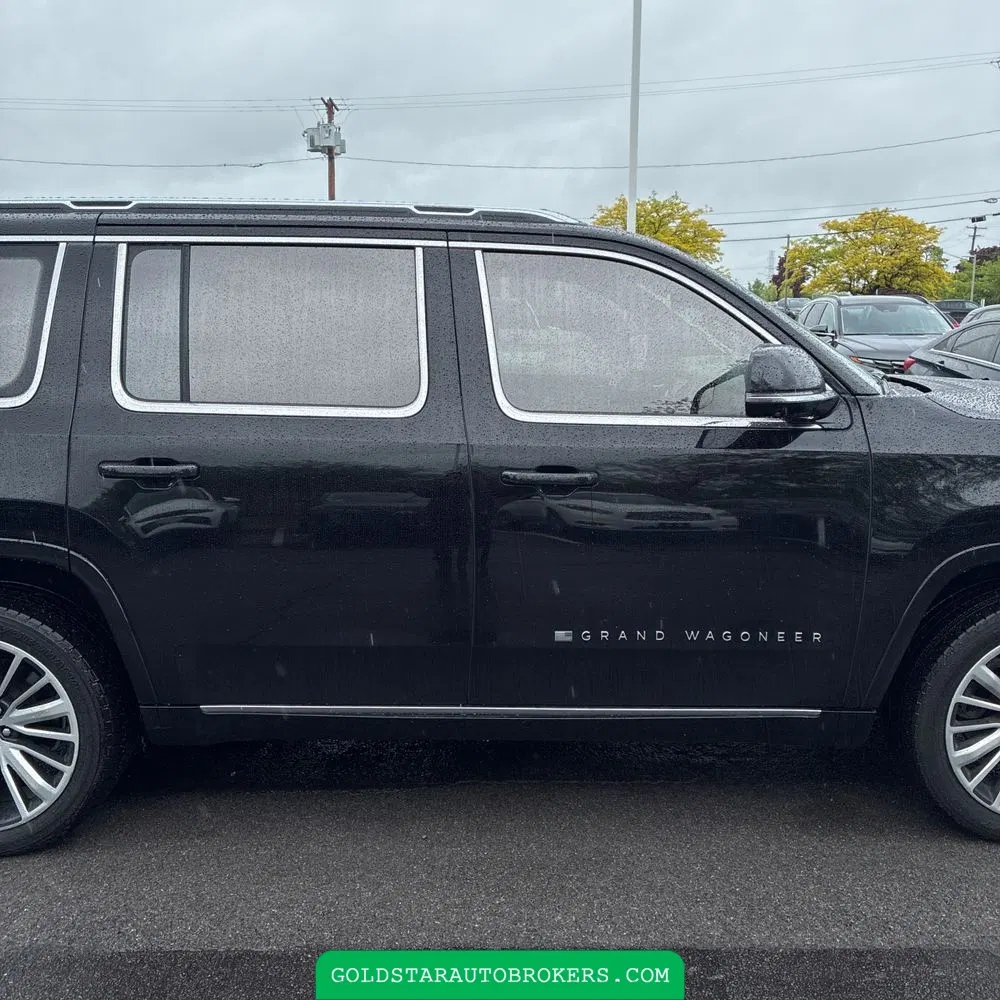 2022 Jeep Grand Wagoneer Series III