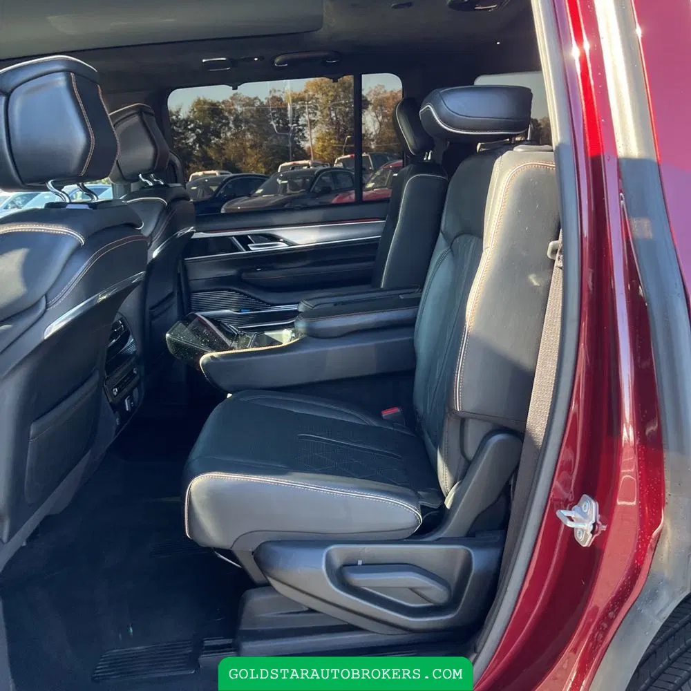 2023 Jeep Grand Wagoneer Series III