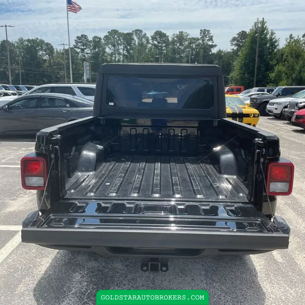 2023 Jeep Gladiator Willys