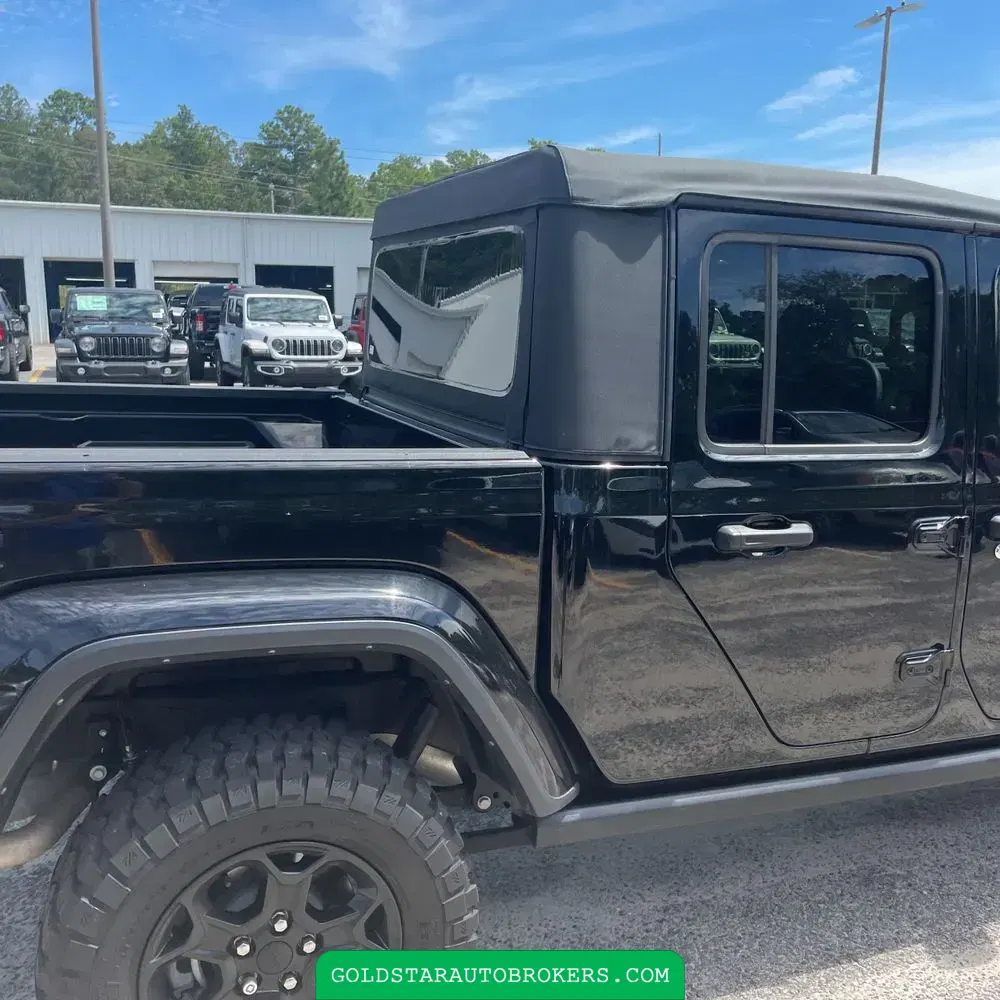 2023 Jeep Gladiator Willys