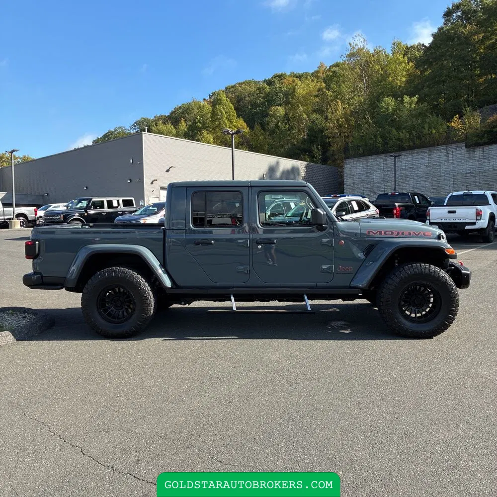 2025 Jeep Gladiator Mojave X