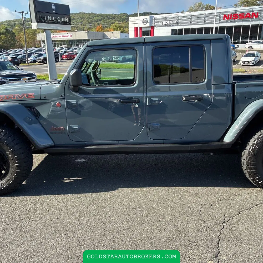2025 Jeep Gladiator Mojave X