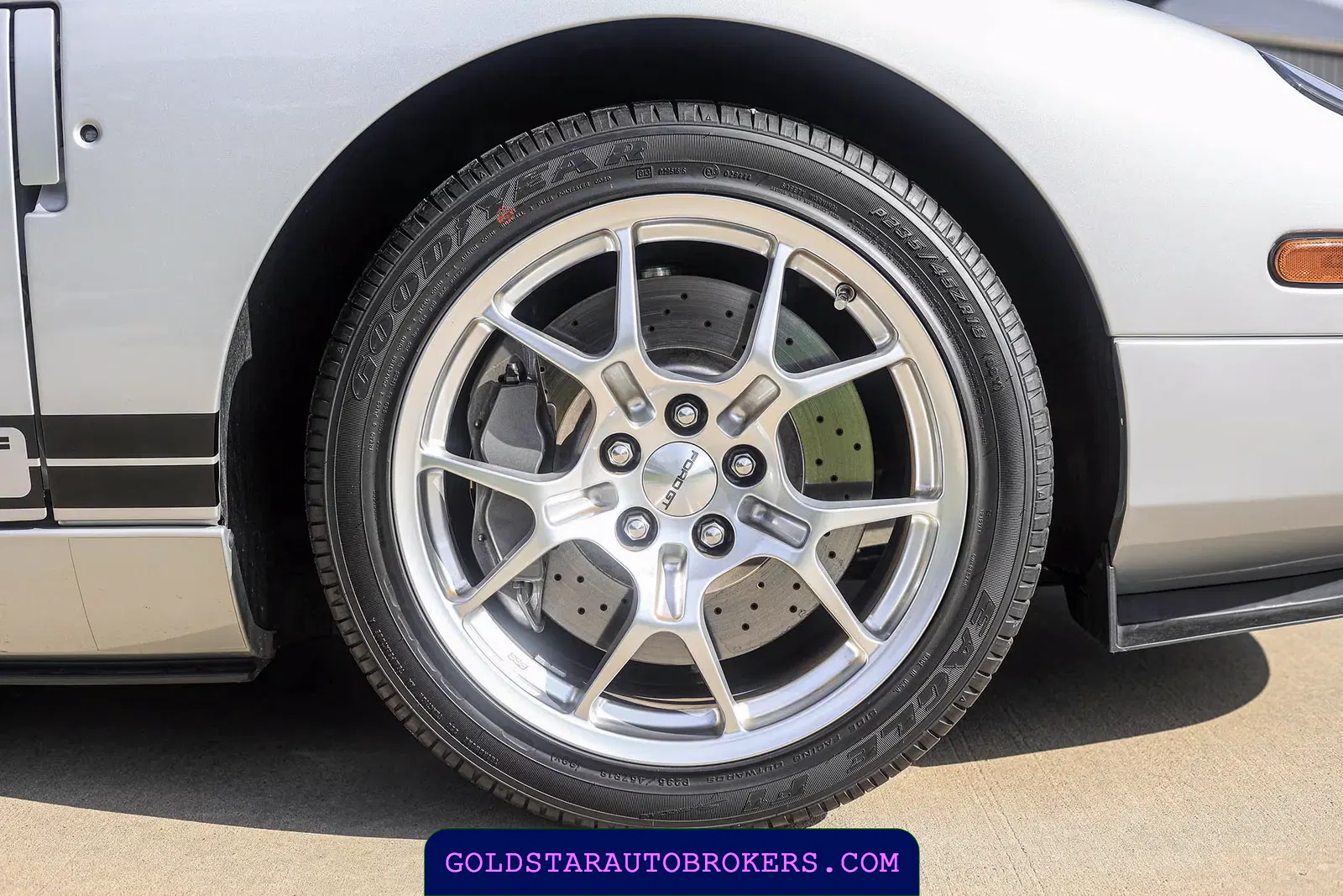 2005 Ford GT
