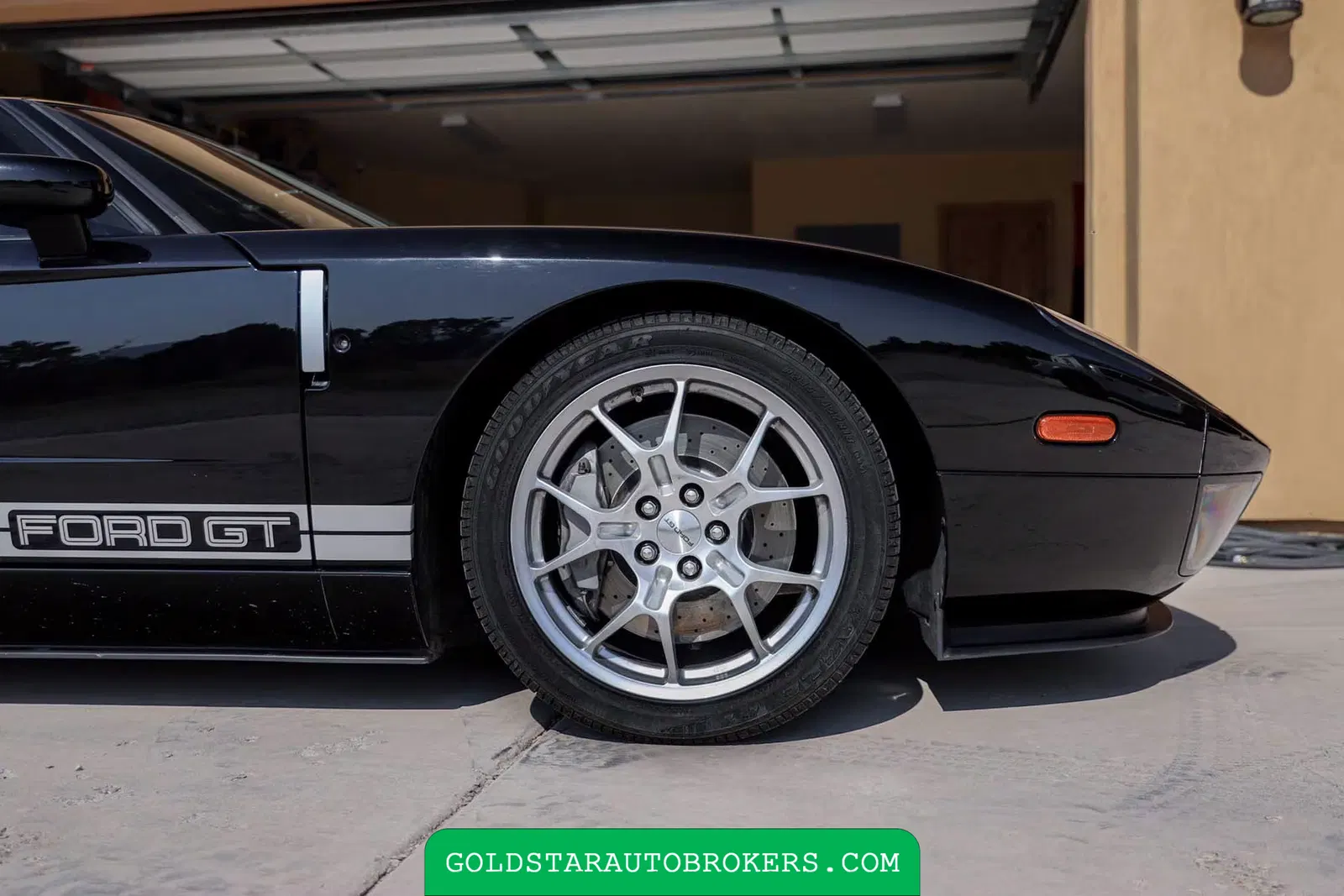 2005 Ford GT