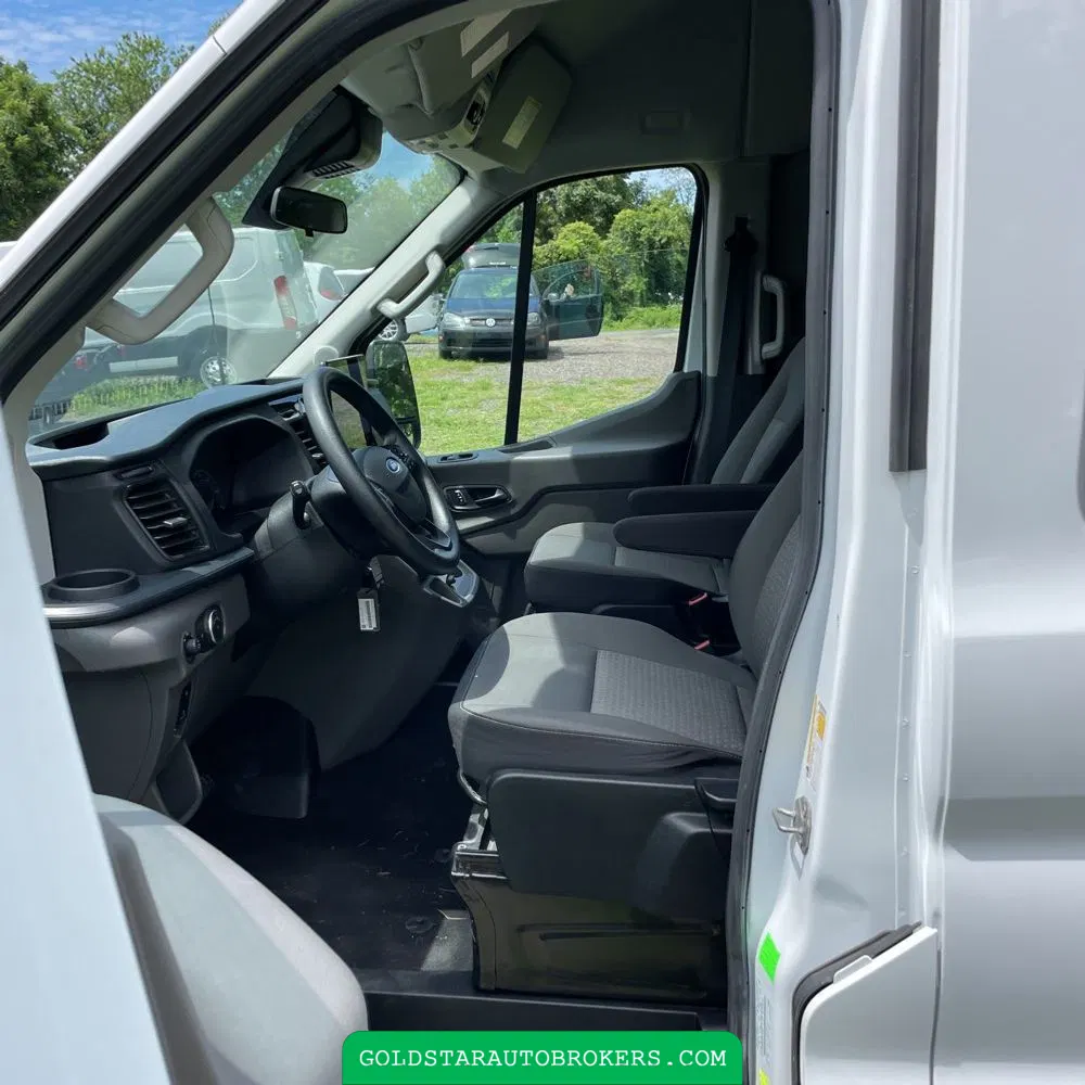 2024 Ford Transit 350 XLT
