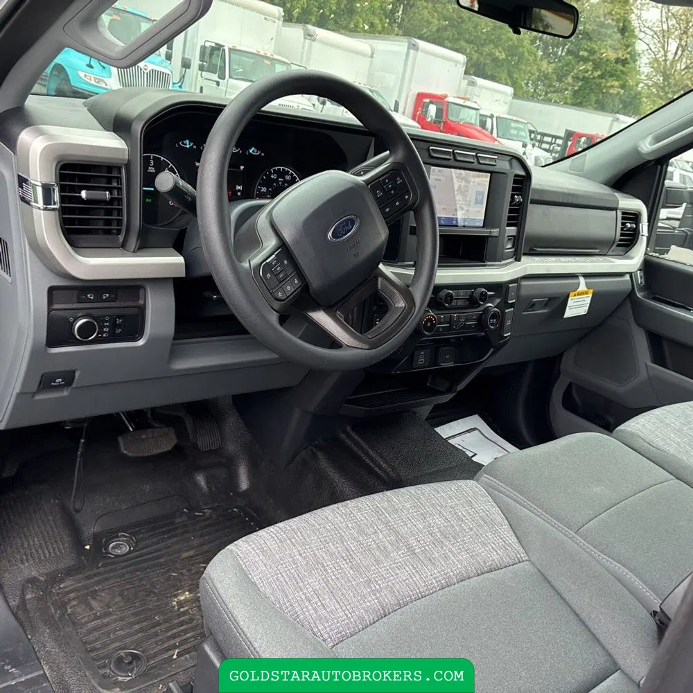 2024 Ford F550 XLT