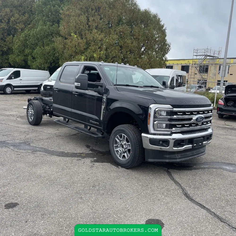2024 Ford S/D C/C F350 Lariat