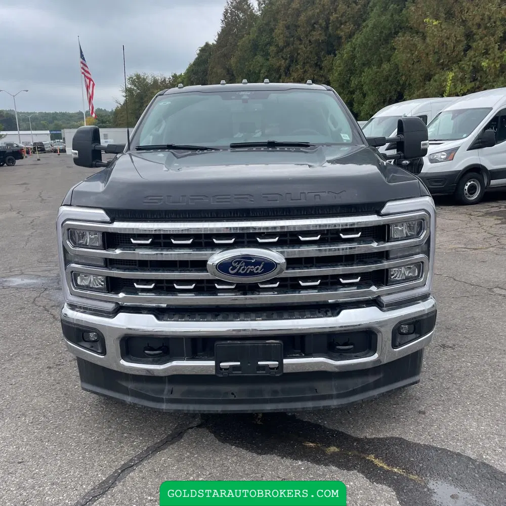 2024 Ford S/D C/C F350 Lariat