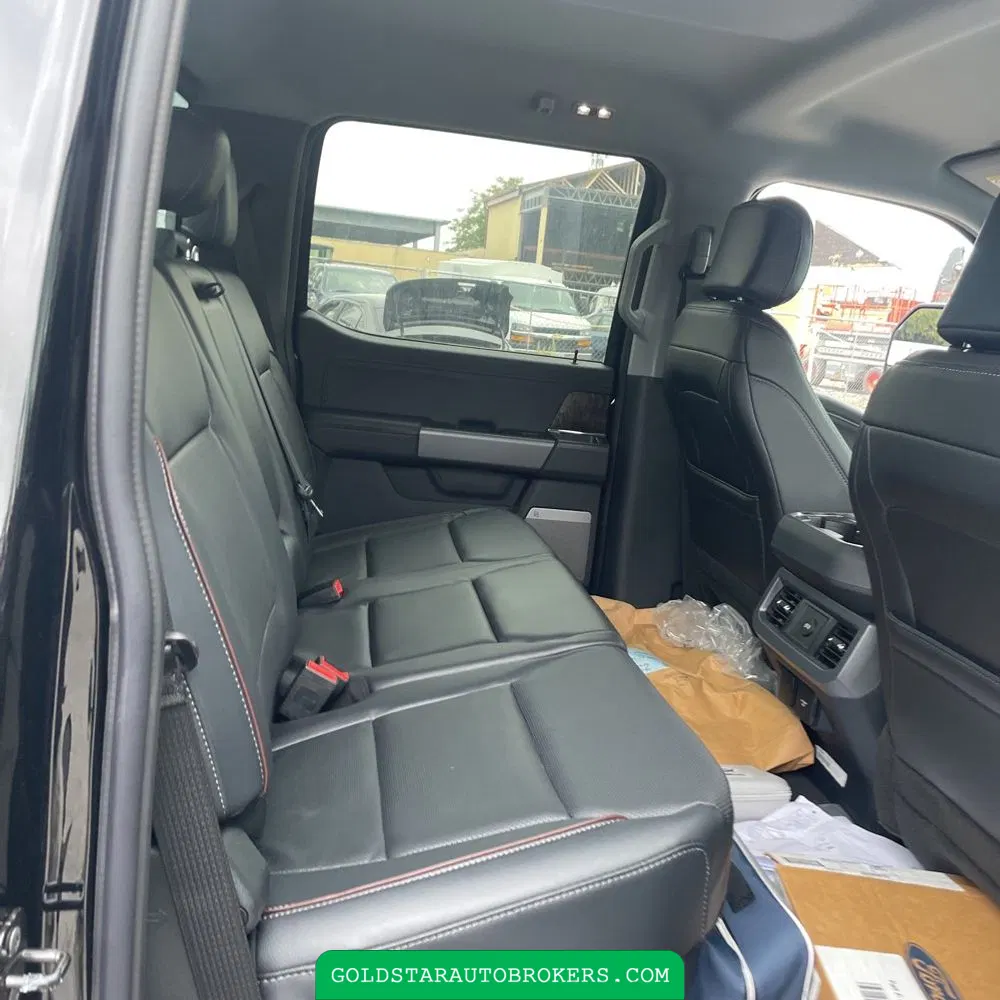 2024 Ford S/D C/C F350 Lariat