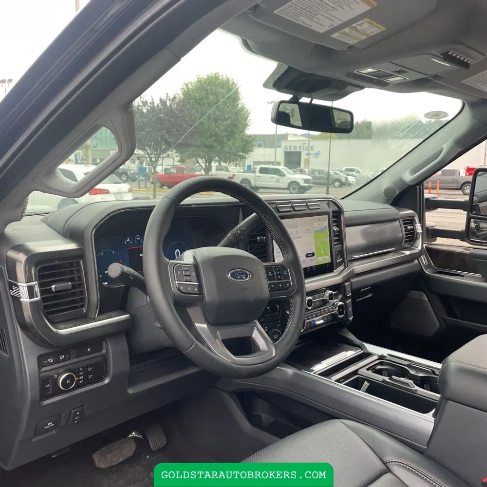 2024 Ford S/D C/C F350 Lariat