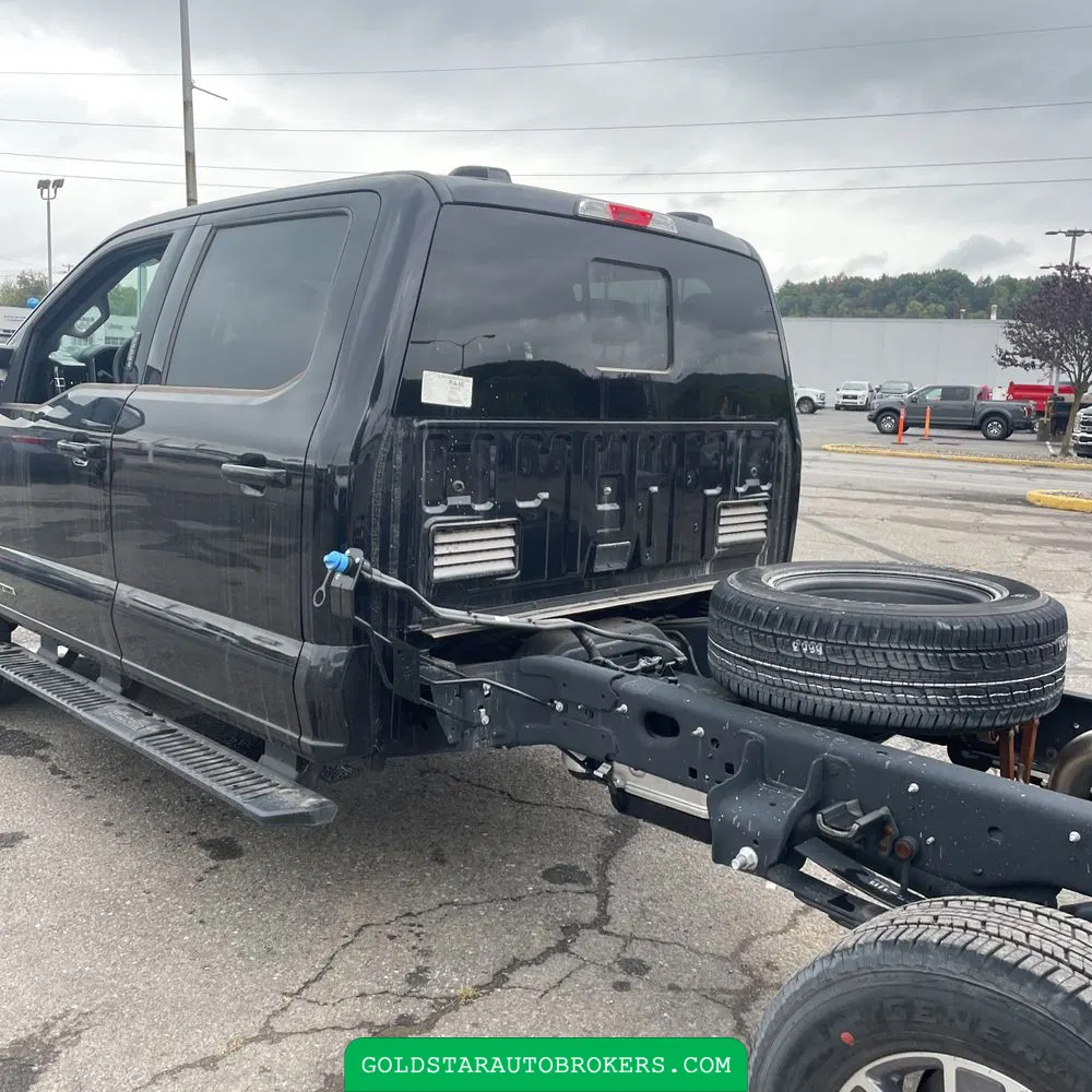 2024 Ford S/D C/C F350 Lariat