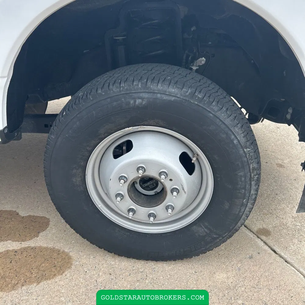 2024 Ford F-350 Super Duty XL