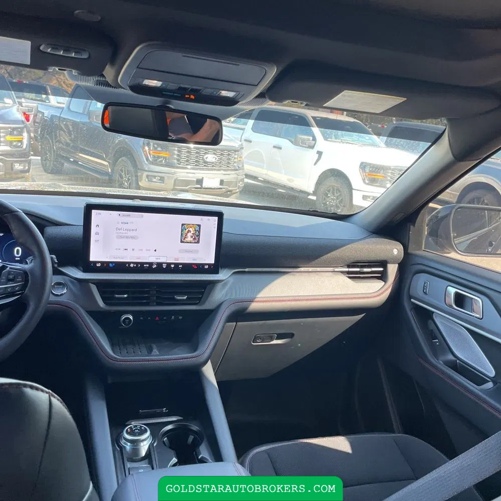 2025 Ford Explorer ST