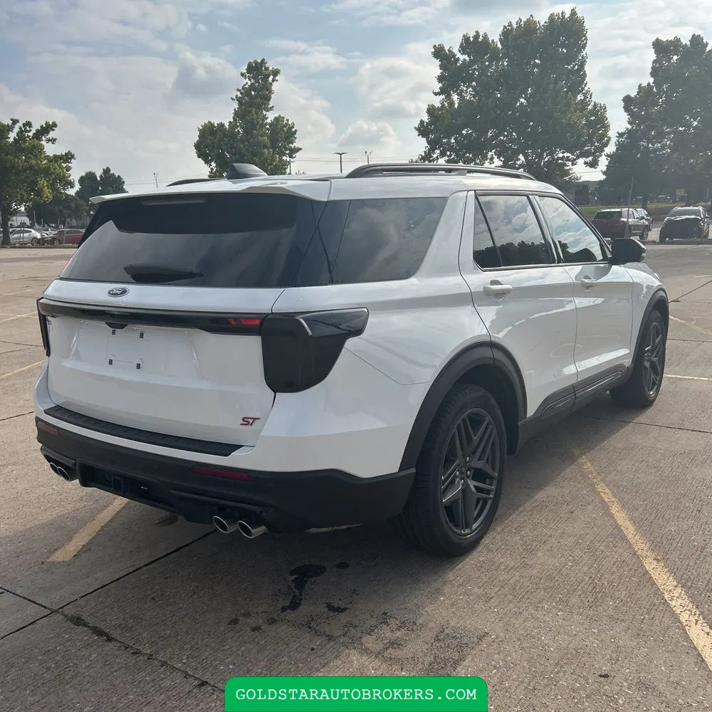 2025 Ford Explorer ST