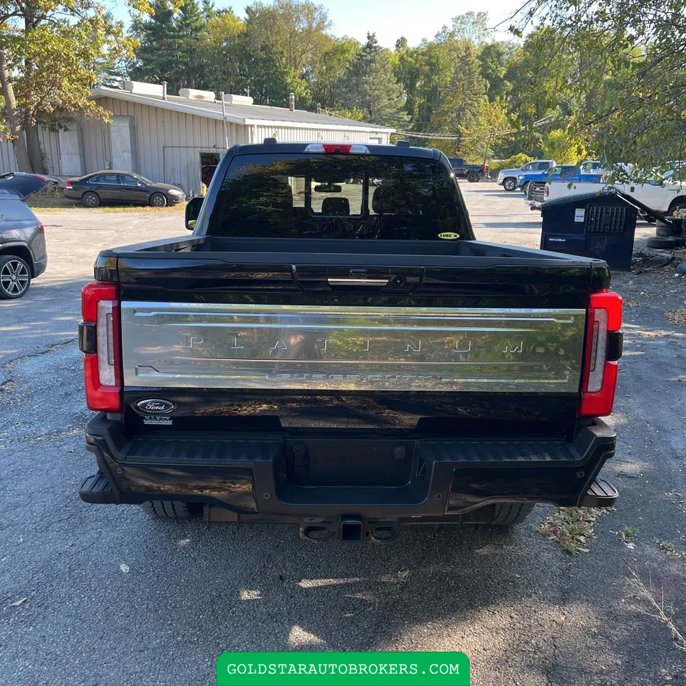 2023 Ford F250 S/D Platinum