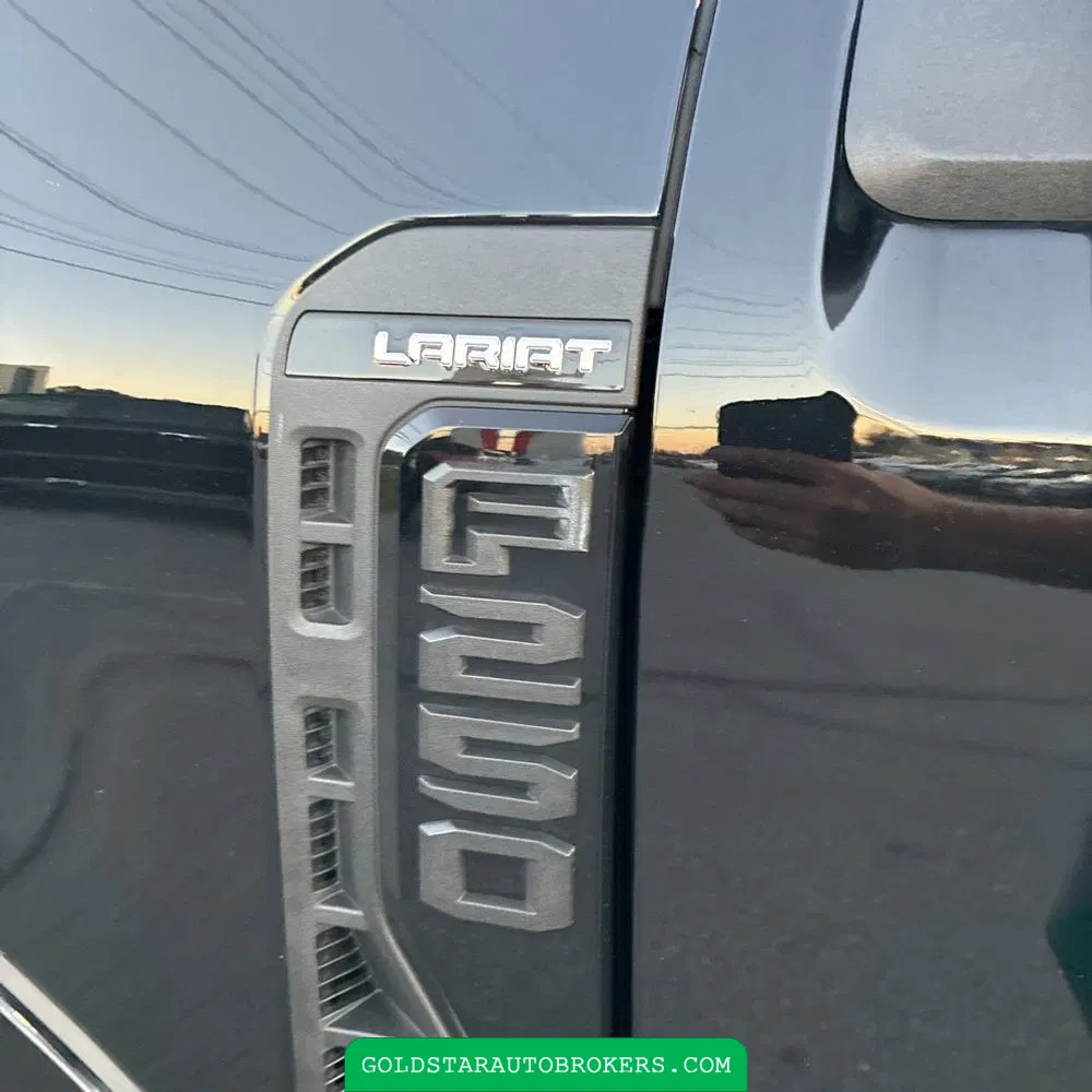 2024 Ford F250 S/D Lariat