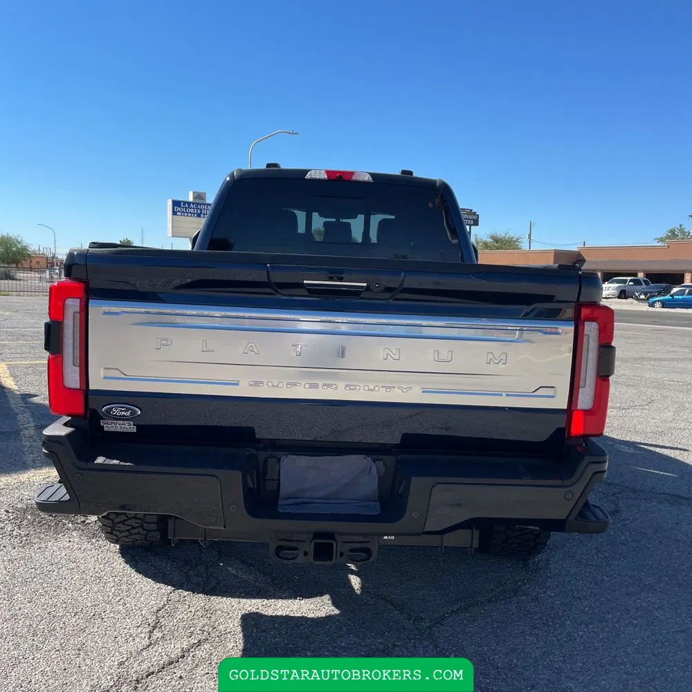 2023 Ford F250 S/D Platinum