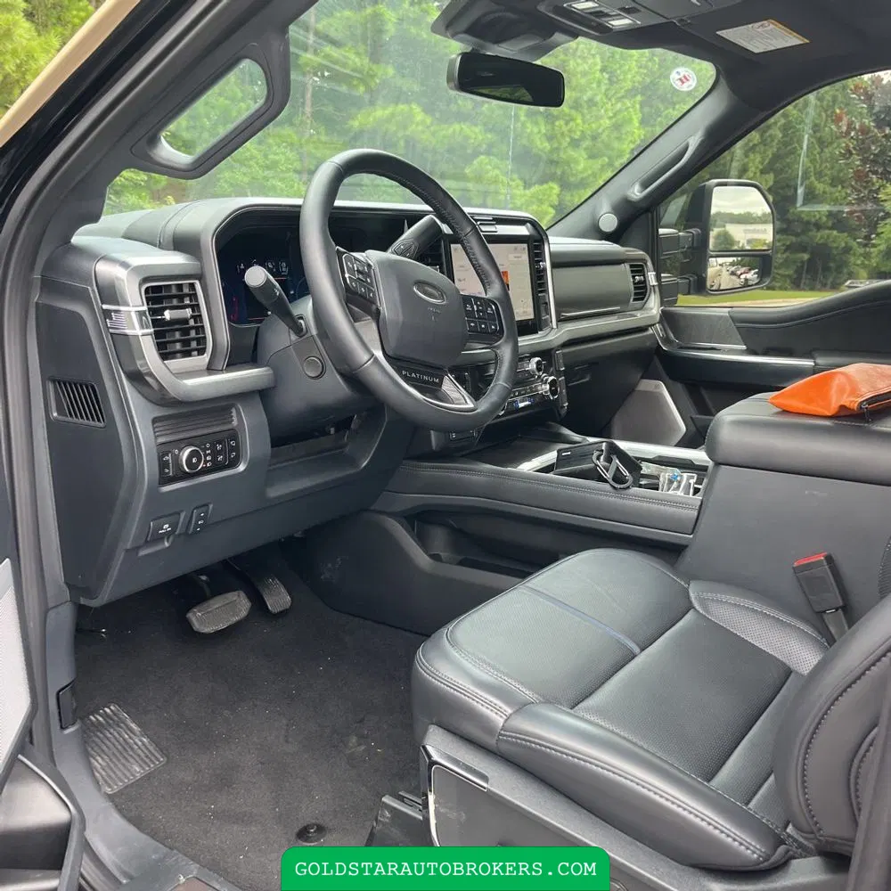 2025 Ford F250 S/D Platinum