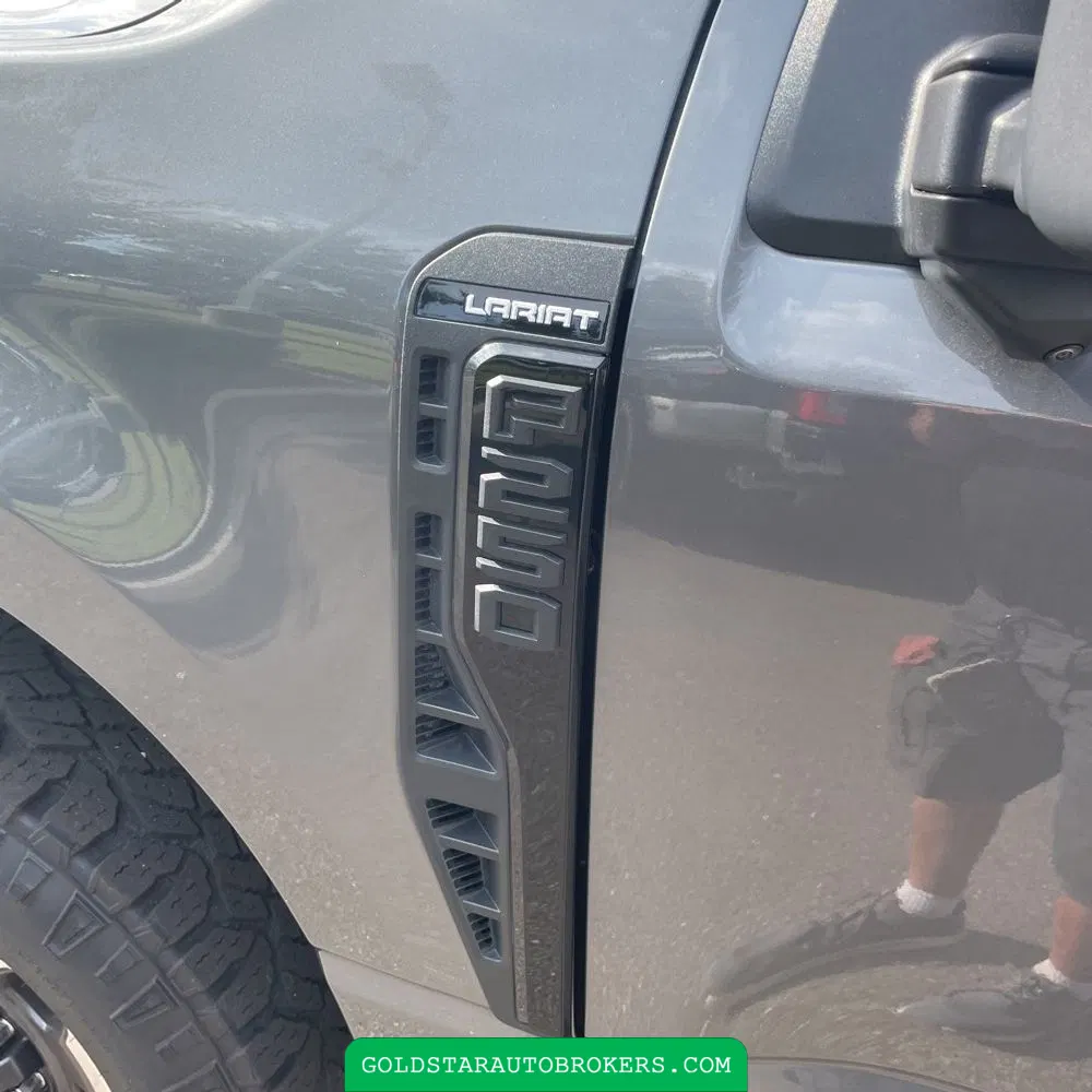 2023 Ford F250 S/D Lariat