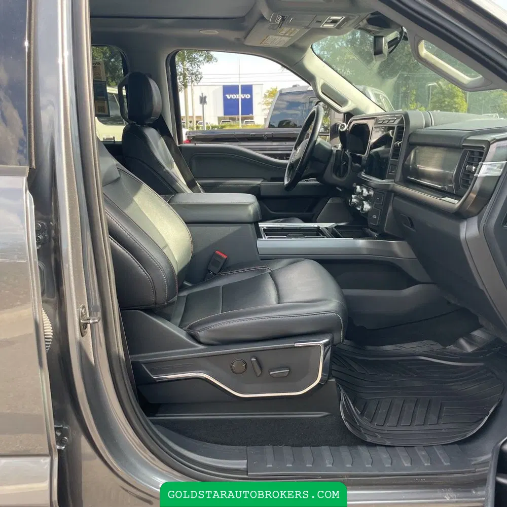 2023 Ford F250 S/D Lariat