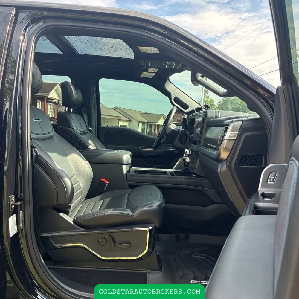 2025 Ford F-250 Super Duty Platinum