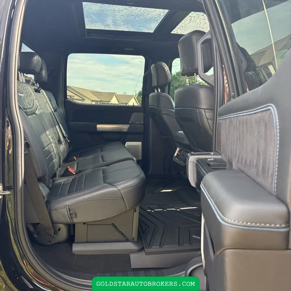 2025 Ford F-250 Super Duty Platinum