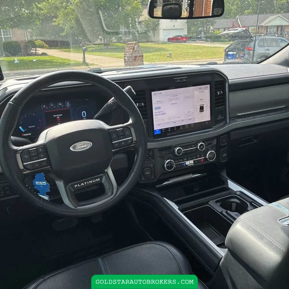 2025 Ford F-250 Super Duty Platinum