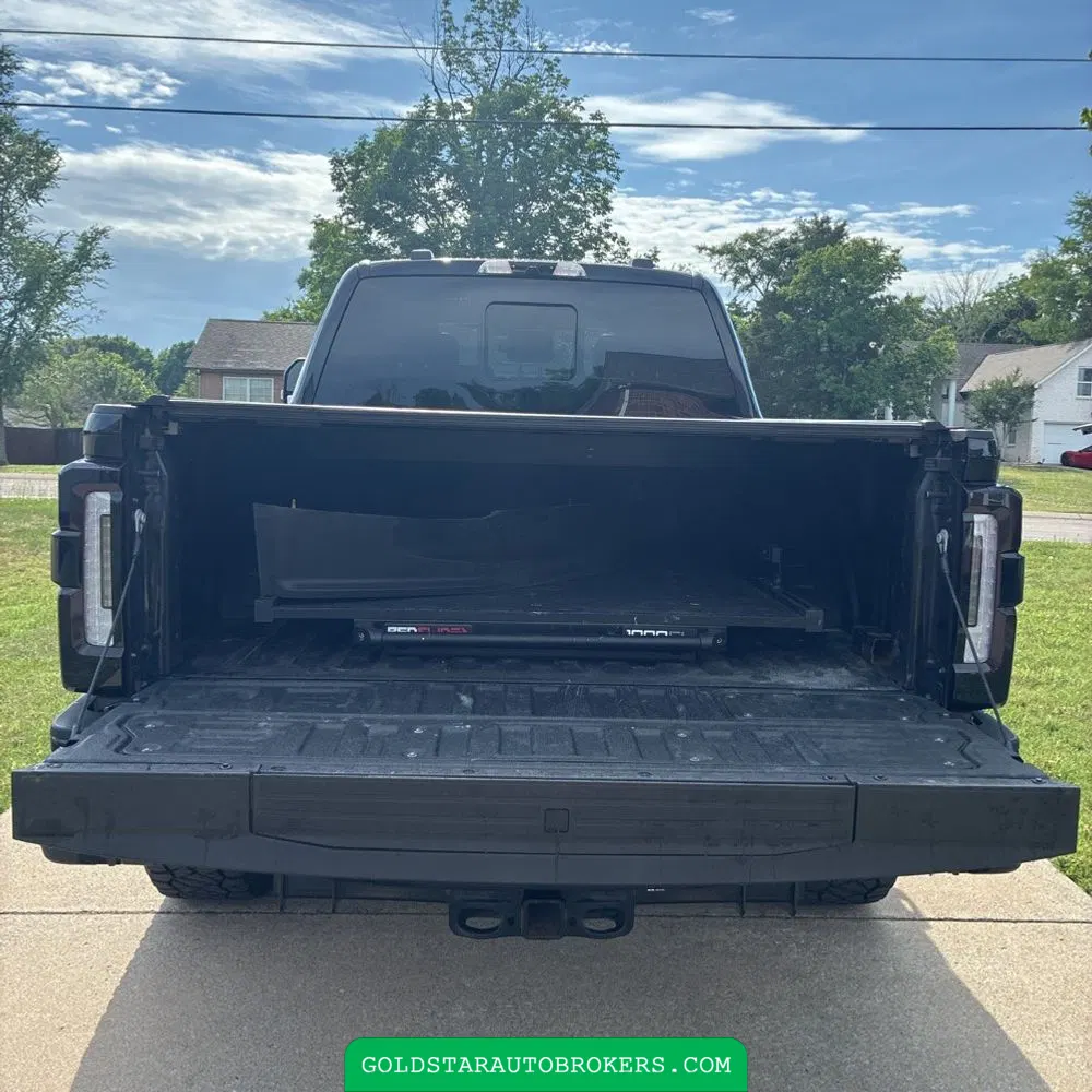 2025 Ford F-250 Super Duty Platinum