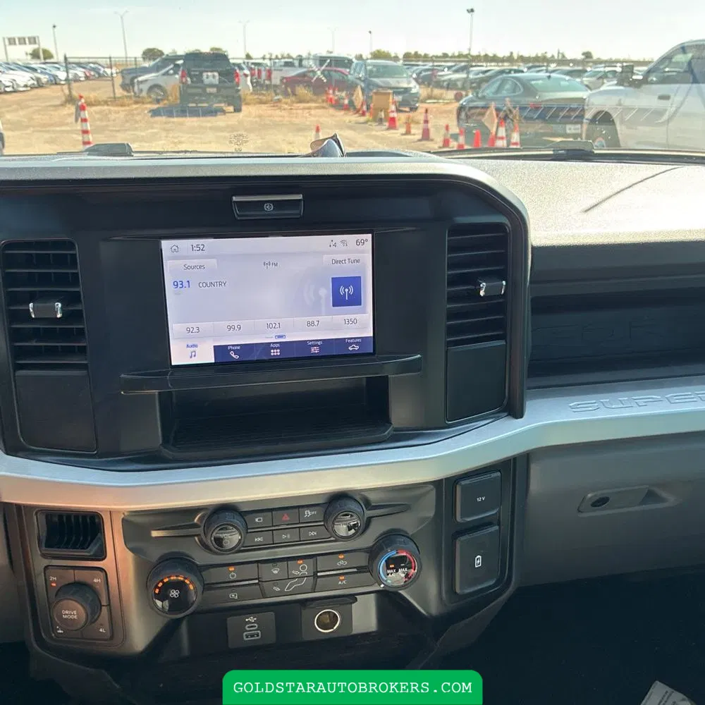 2025 Ford F-250 Super Duty XL