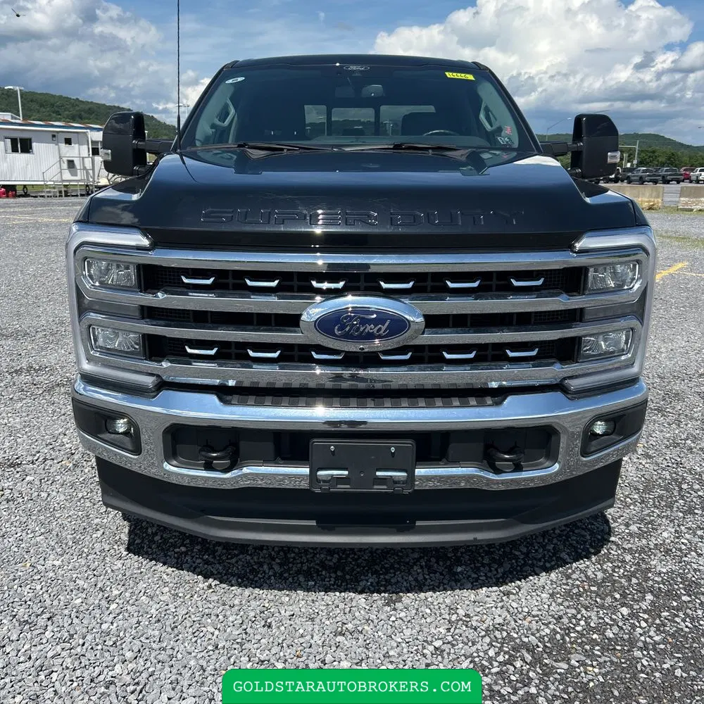 2024 Ford F350 S/D Lariat