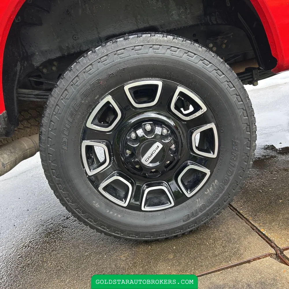 2025 Ford F-350 Super Duty Lariat