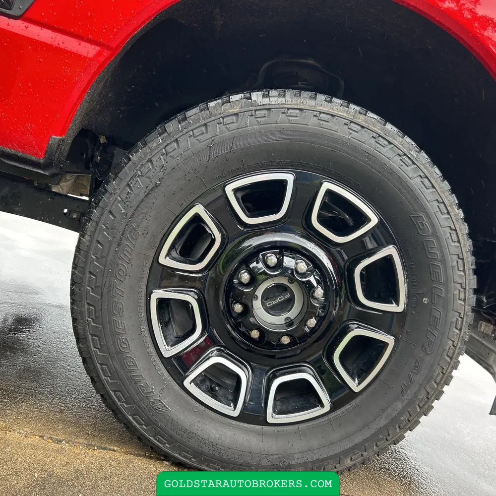 2025 Ford F-350 Super Duty Lariat