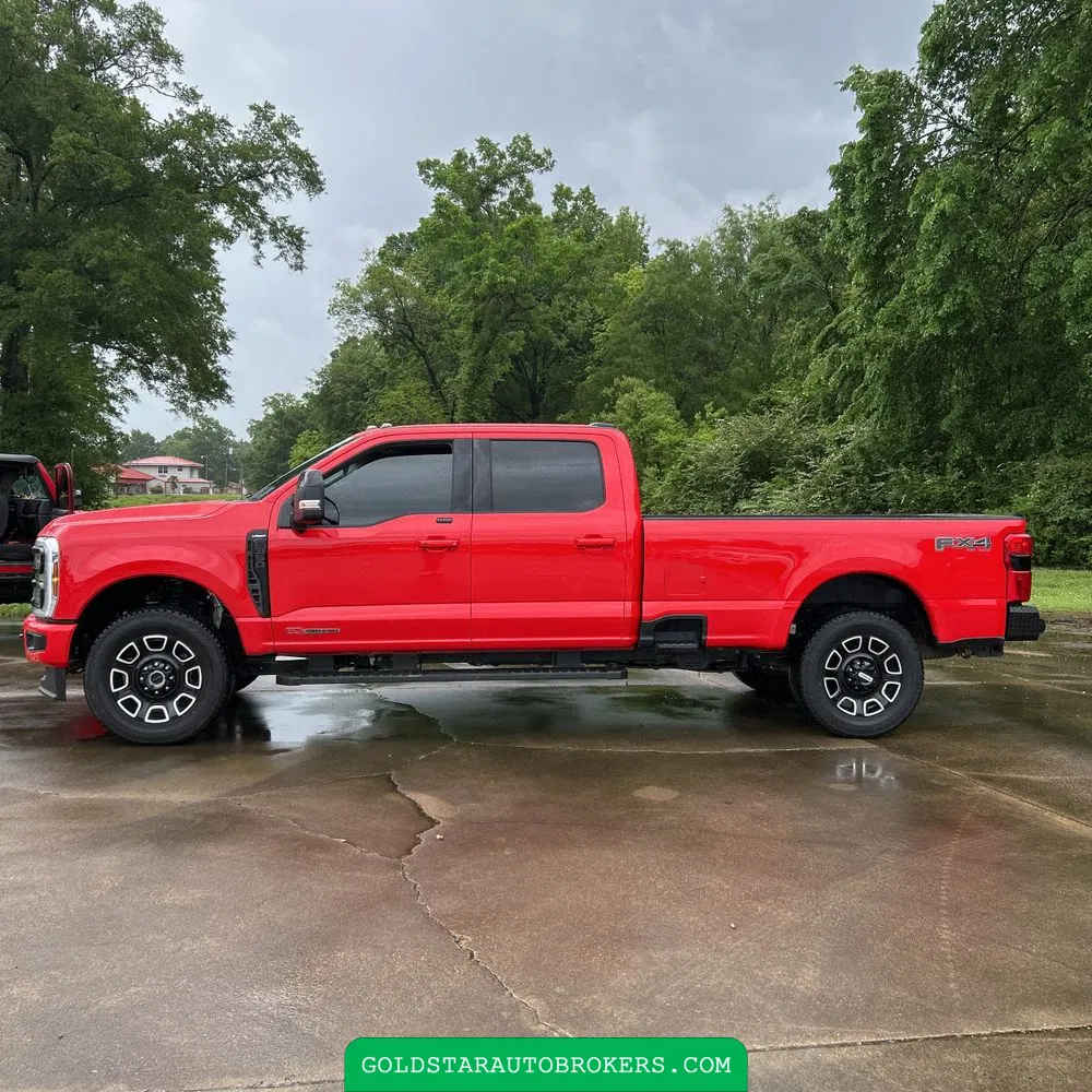 2025 Ford F-350 Super Duty Lariat