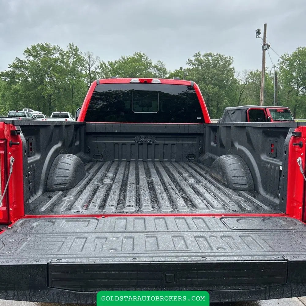 2025 Ford F-350 Super Duty Lariat