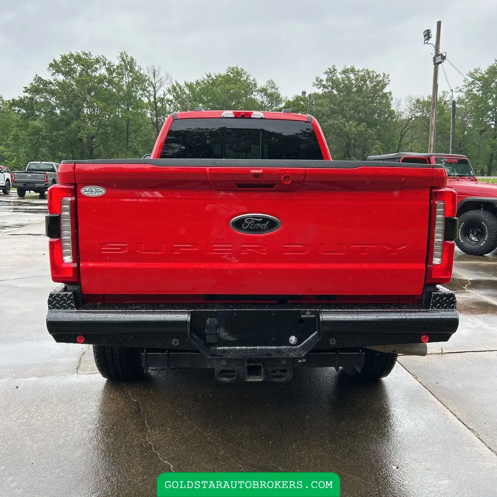 2025 Ford F-350 Super Duty Lariat