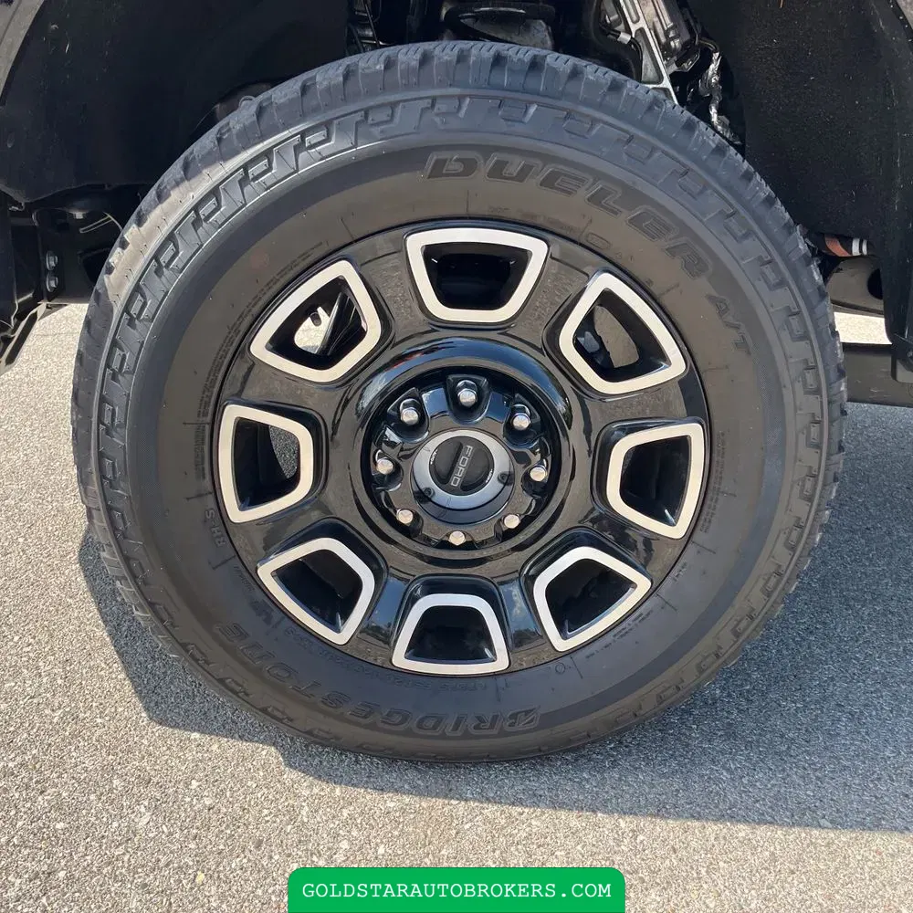 2025 Ford F-350 Super Duty Platinum