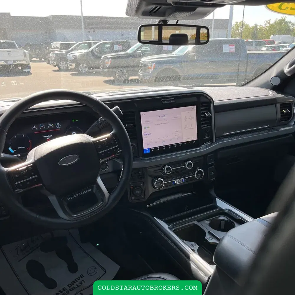 2025 Ford F-350 Super Duty Platinum