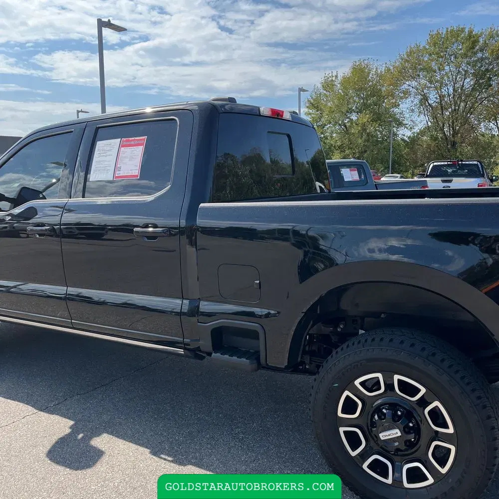 2025 Ford F-350 Super Duty Platinum