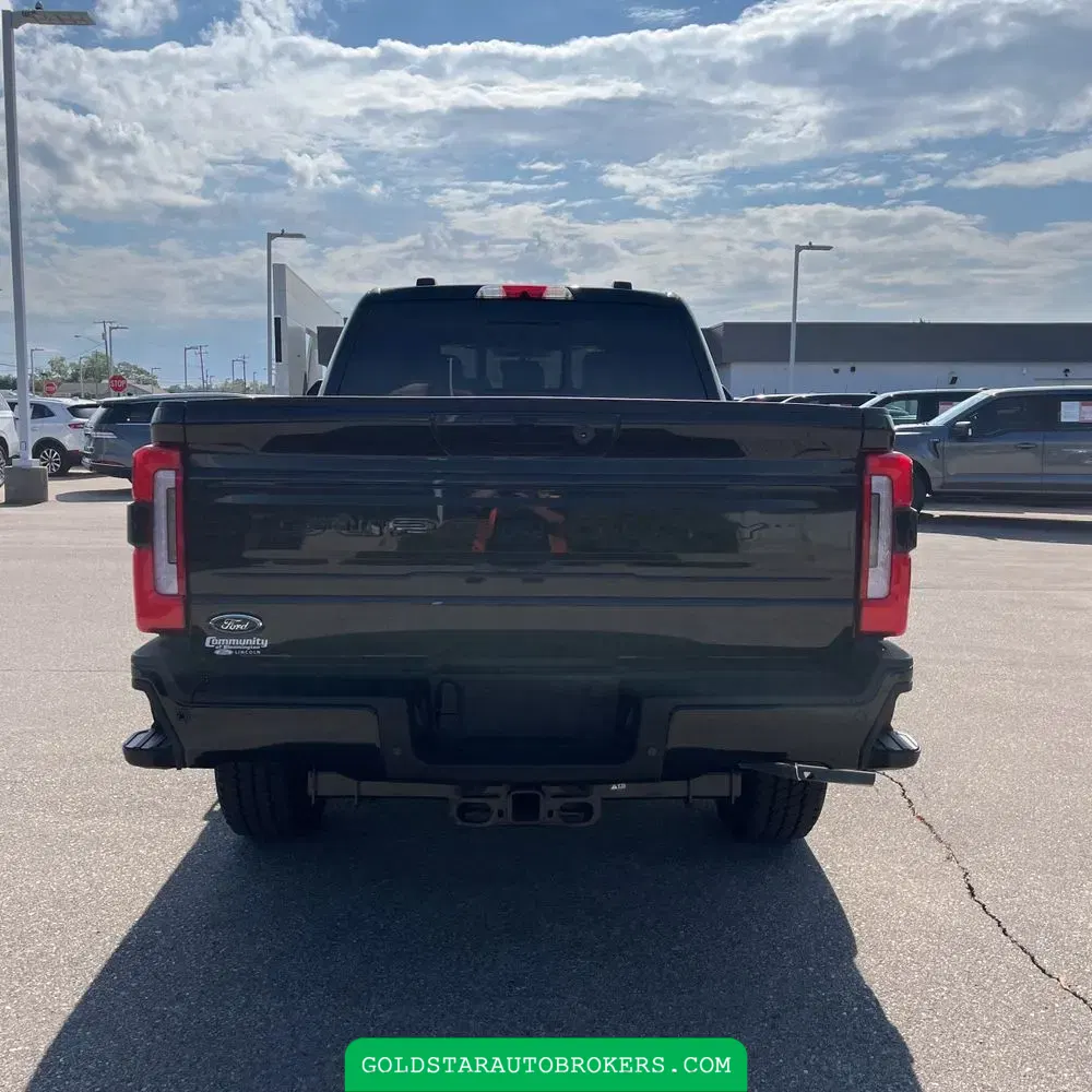 2025 Ford F-350 Super Duty Platinum
