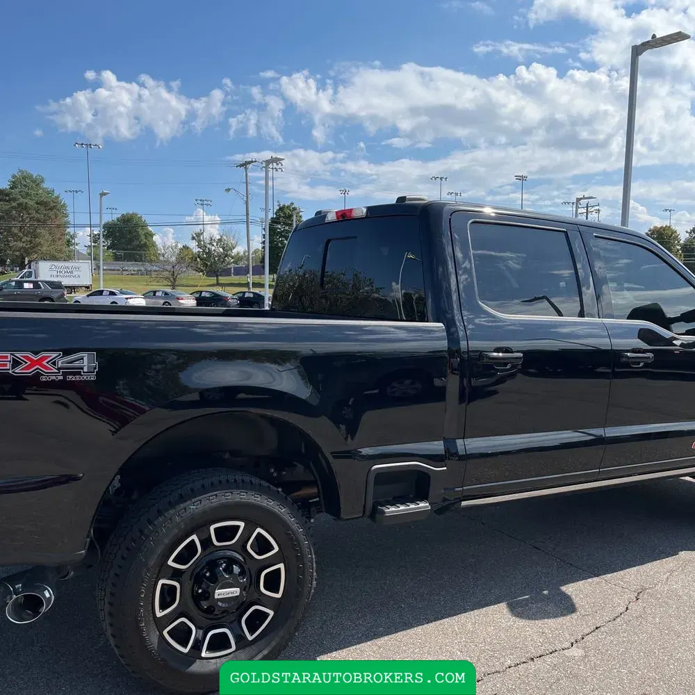 2025 Ford F-350 Super Duty Platinum