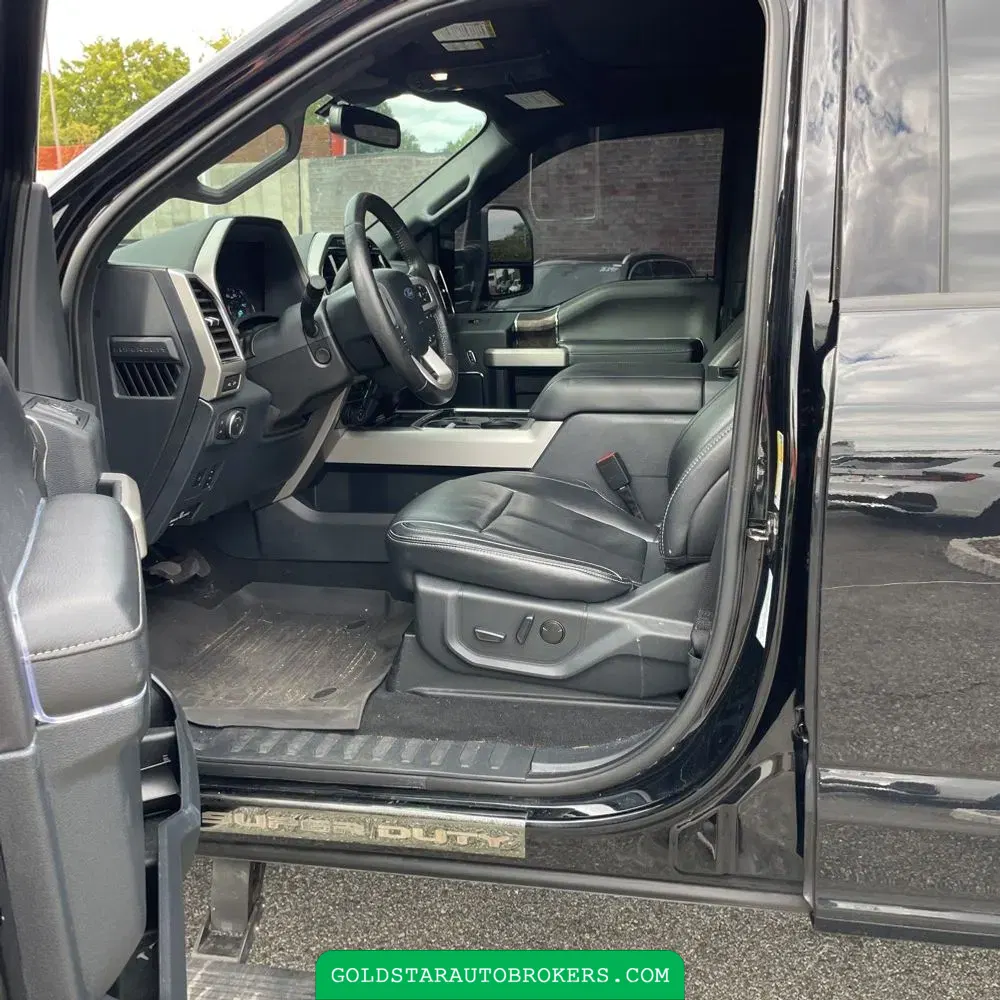 2022 Ford F-350 Super Duty Lariat