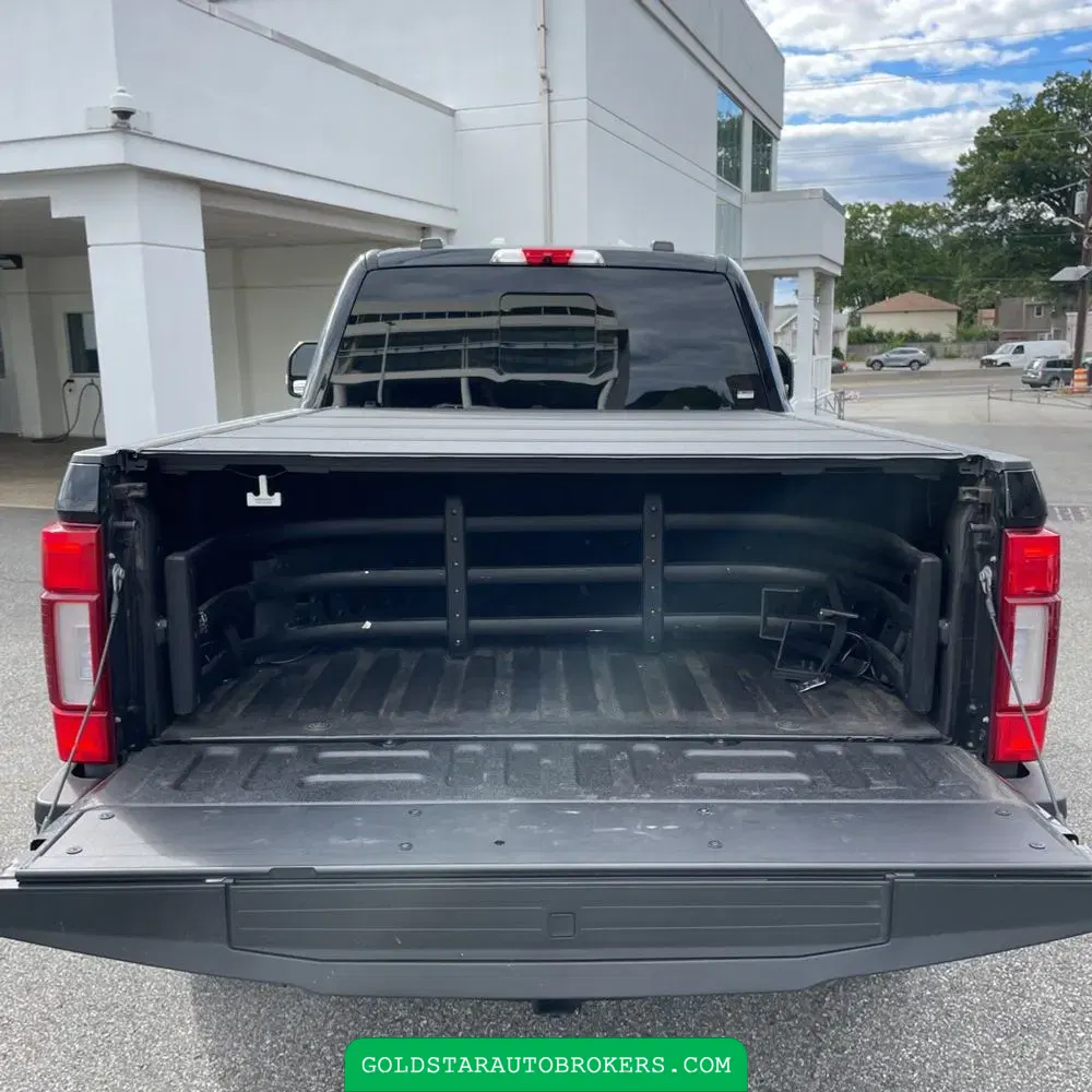 2022 Ford F-350 Super Duty Lariat