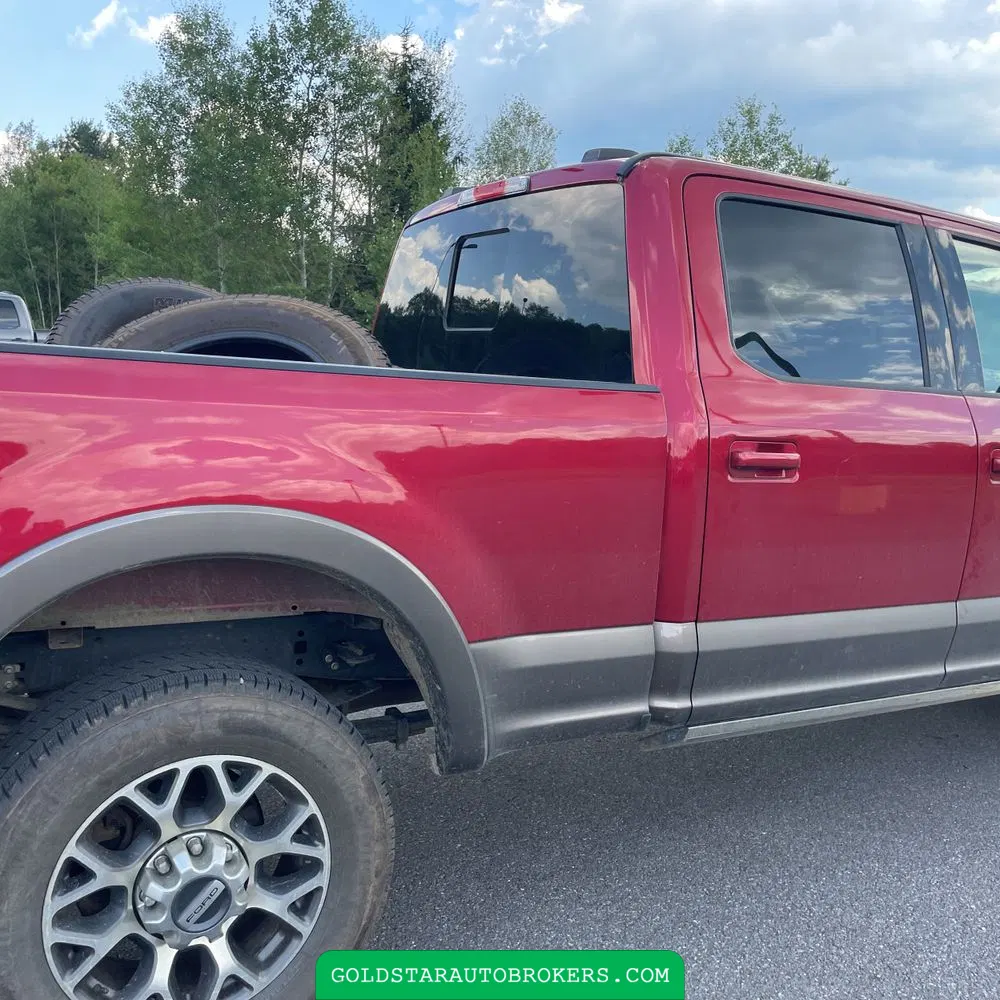 2022 Ford F-350 Super Duty Lariat